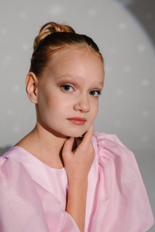 Командная работа наших визажистов - стилистов для модельного агентства. 01