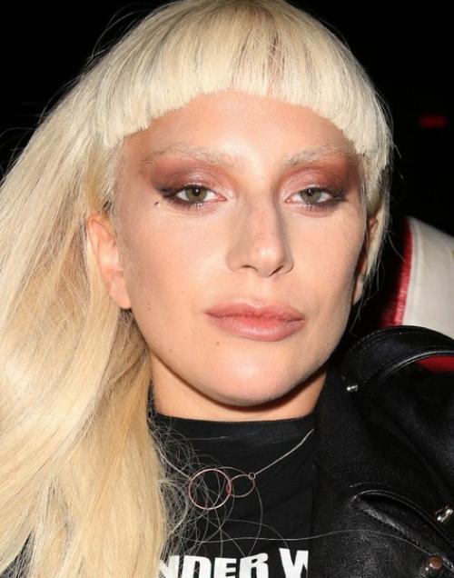 Не прижились, и слава богу: 10 самых странных бьюти - трендов в 2015. 08 Не прижились, и слава богу: 10 самых странных бьюти - трендов в 2015. 08