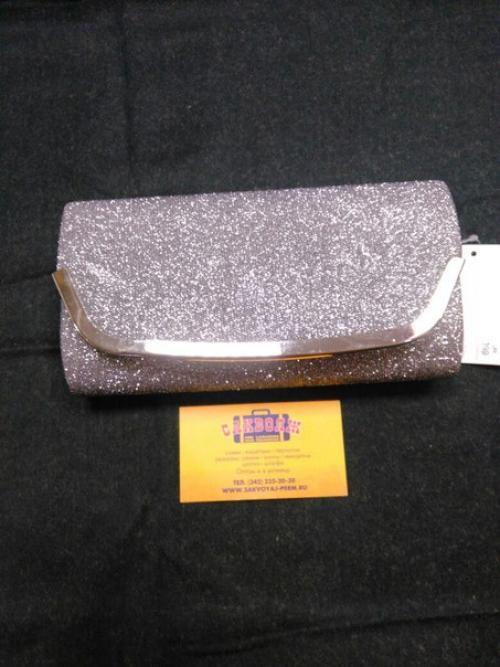 Маникюр соответствии с символом года каждая девушка, не зависимо от возраста, хочет выглядеть на новый год нарядно, ярко и красиво. 04