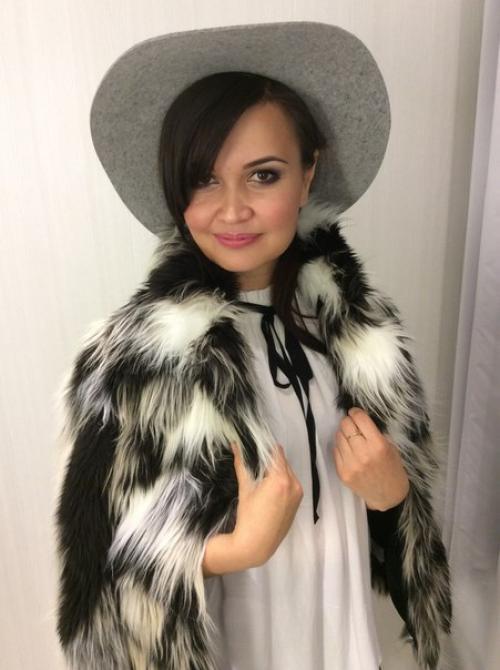 Как и обещала, ещё несколько новых образов победительницы нашего розыгрыша Гульнур! 06