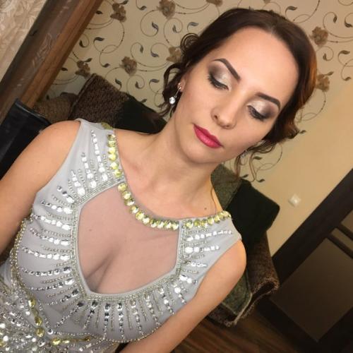 Новогодний образ (торжественная прическа в современном прочтении и вечерний макияж) для шикарной Оксаны? 02