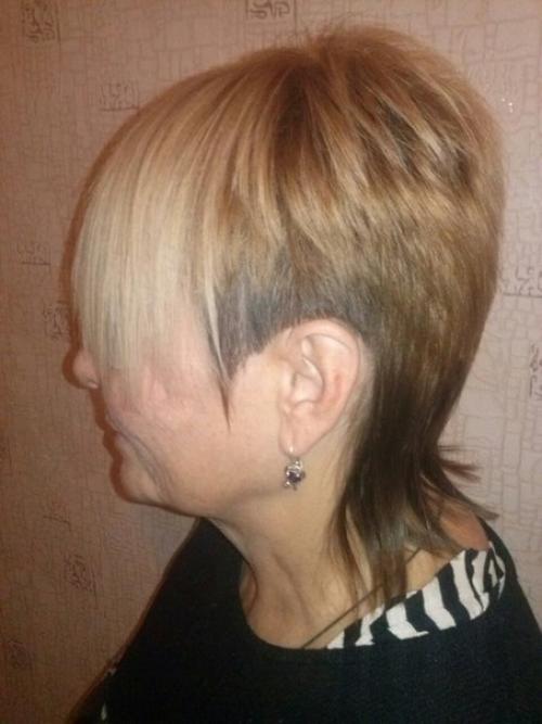 Дорогие девушки, предоставляю услуги парикмахера на дому по умеренным ценам. 04