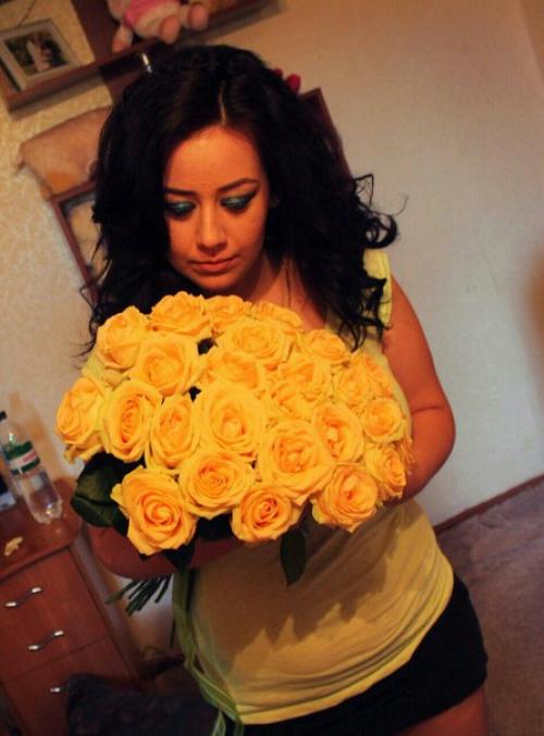 Работаю как и сама там и с парикмахером! 03