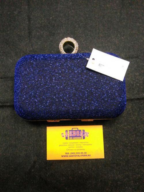 Маникюр соответствии с символом года каждая девушка, не зависимо от возраста, хочет выглядеть на новый год нарядно, ярко и красиво. 01