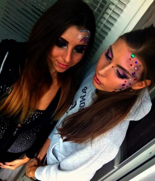 Что включает в себя услуга макияж на праздник? 01