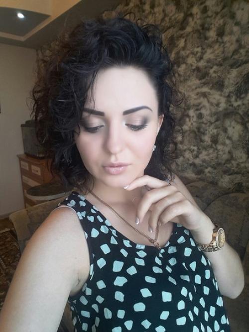 Что включает в себя услуга макияж на праздник? 03