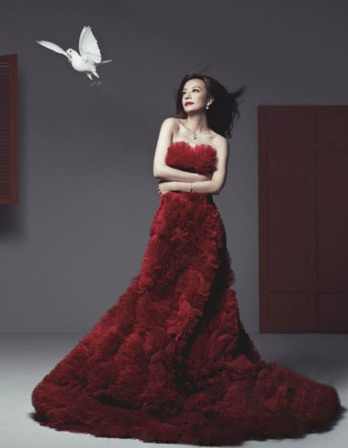 Согласно восточному календарю грядущий новый год 2016 пройдет под знаком красной огненной обезьяны. 06 Согласно восточному календарю грядущий новый год 2016 пройдет под знаком красной огненной обезьяны. 06