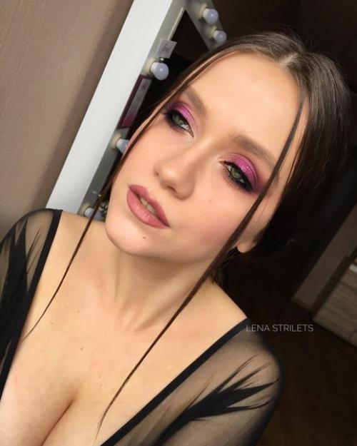 Я могу предложить вам услуги профессионального визажиста и стилиста по прическам. 01