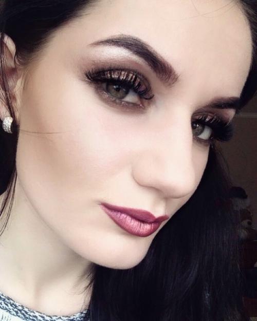 Милые девушки?  Поспешите записаться к новогодним праздникам? 01