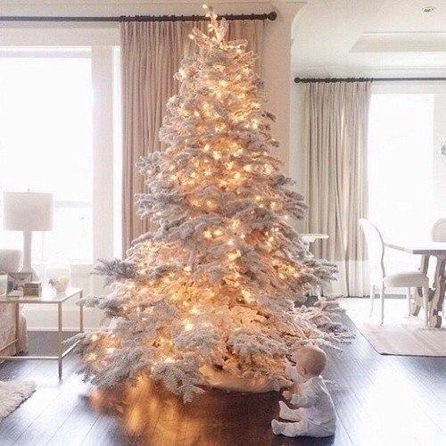 Поговорим о фаворите наступающего года огненной обезьяны - красном маникюре? 03