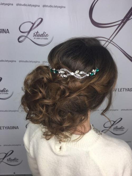 Нужны модели на образ - макияж плюс локоны либо причёска 1500 р. (свадебный образ - другое предложение. 06