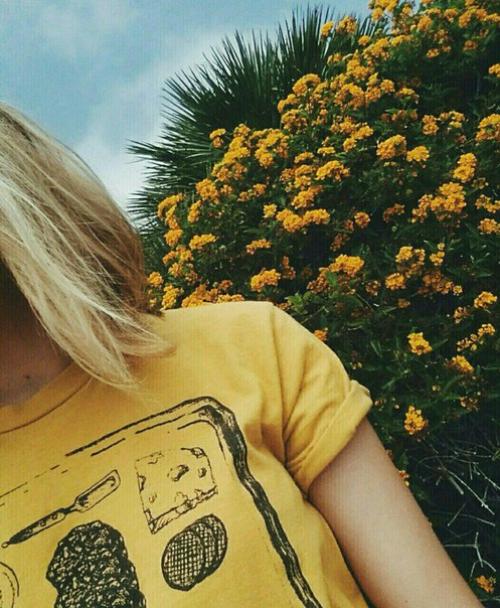 Tinsel_Advise. Чем заниматься если у тебя ночует подруга? 01 Tinsel_Advise. Чем заниматься если у тебя ночует подруга? 01