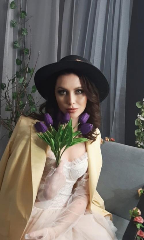 14 февраля возьму желающих на съёмку в минимальном стиле. 05