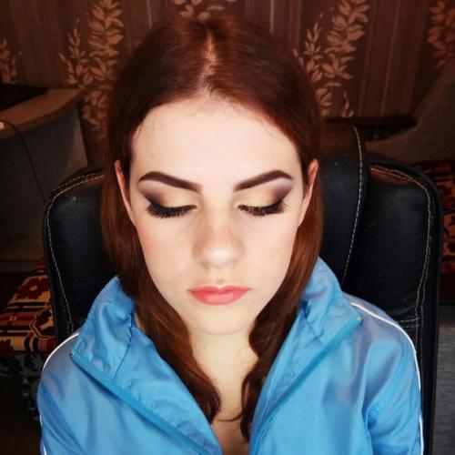 Предлагаю услуги визажиста, стилиста причёсок, бровиста. 08