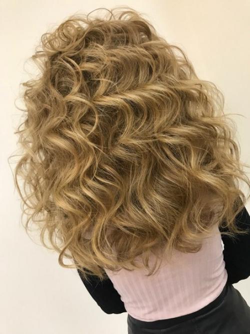 Спец предложение?  Макияж + локоны = 1800? 09