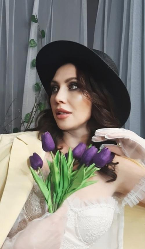 14 февраля возьму желающих на съёмку в минимальном стиле. 02