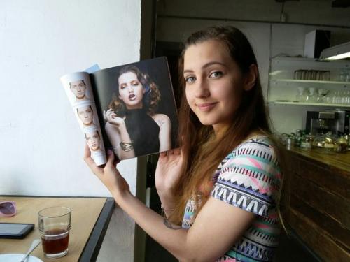 Девочки есть 2 место в проекте Авторский Макияж от Милы Шустровой и авторские причёски от Виктории опара, совместно с украинскими дизайнерами. 01