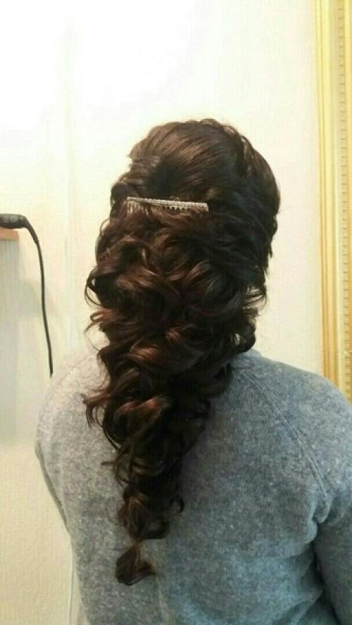 Предлагаю услуги визажиста, стилиста причёсок, бровиста. 07