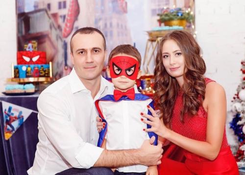 На детском празднике фотограф обязательно будет фотографировать и близких, и гостей, ну а мама с именинником - абсолютно точно попадёт в объектив! 02 На детском празднике фотограф обязательно будет фотографировать и близких, и гостей, ну а мама с именинником - абсолютно точно попадёт в объектив! 02