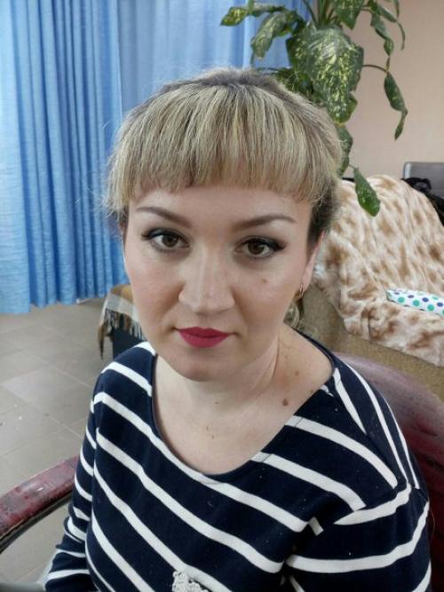 Милые девушки!  Приглашаю на макияж и прически, также в качестве модели. 01