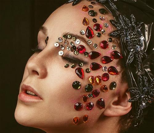 Модели на фотосессию Сибирские Самоцветы требуются. 01