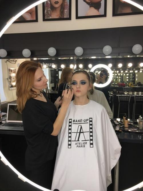 Милые девушки?  Мы приглашаем вас на. 02