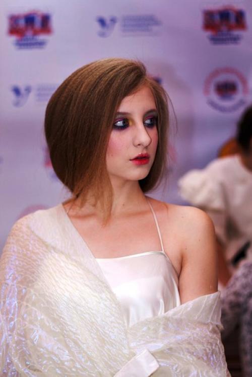 Estel Genevie?  14 марта проходил всероссийский шоу - показ Genevie в цми. 01