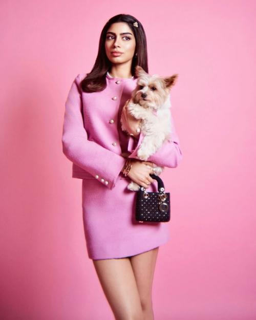 Образ кхуши для специального показа фильма Nadaaniyan. 05