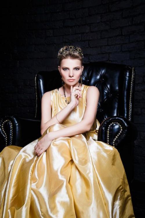 Москва.  Мы приглашаем прекрасных девушек поучаствовать в фотопроекте весна! 03