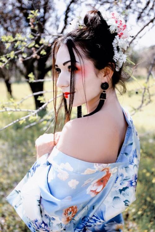 В прошлом году, когда зацвел миндаль, мы с Алеся другова решили сделать проект Гейша. 04 В прошлом году, когда зацвел миндаль, мы с Алеся другова решили сделать проект Гейша. 04