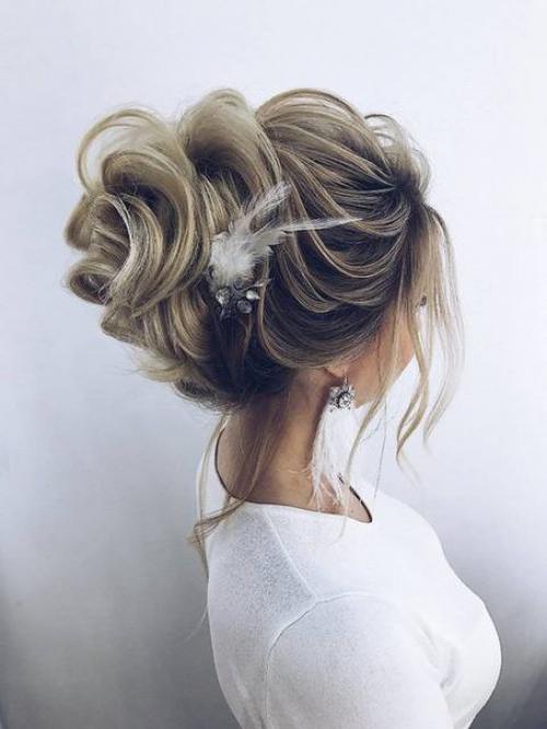 1. макияж?  600-700. руб. 01