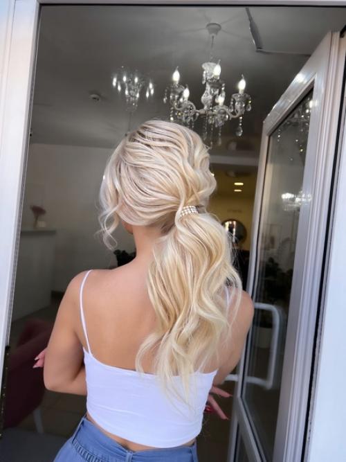 А мы уже во всю к свадебному сезону готовы! 09