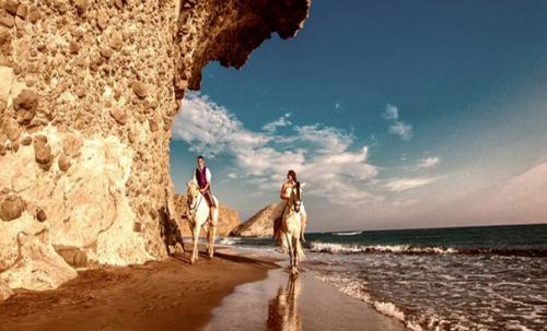 Мы открываем приём заявок на свадьбы в Европе на конец октября 2016 года: 04