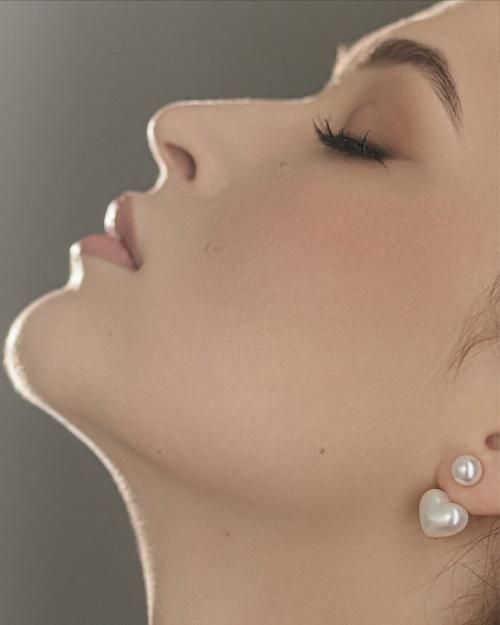 Сборы невесты - это спокойное время перед большим днём. 06