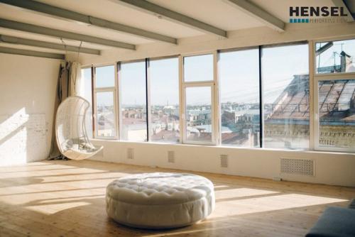 1. СПб. 2. я мастер по прическам. 01