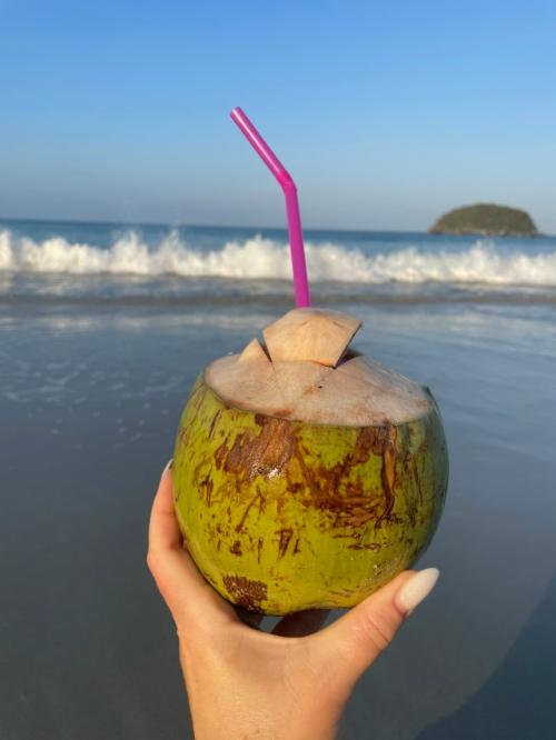 Она в 7 лет решила, как должен выглядеть профессионал! 03