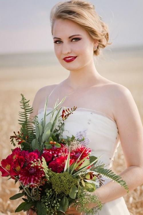 Свадебный макияж и прическа в Симферополе (а также дружкам - подружкам и маме невесты. 04