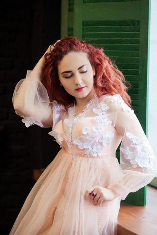 Дорогие девушки!  Ведется запись на свадебный и вечерний макияж 2018? 05