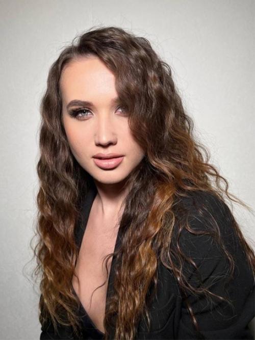 А мы уже во всю к свадебному сезону готовы! 08