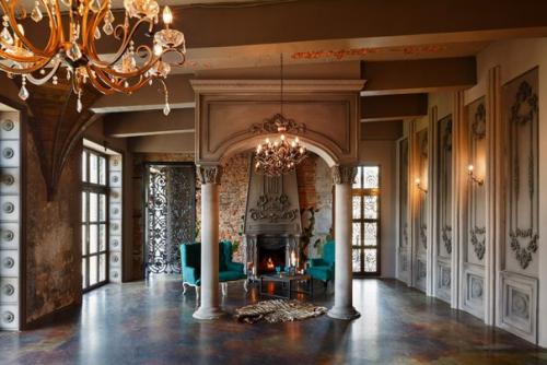 Вы замужем, а ваше шикарное платье висит в шкафу и скучает или наоборот, хотите почувствовать себя настоящей невестой, надеть белые кружева. 05