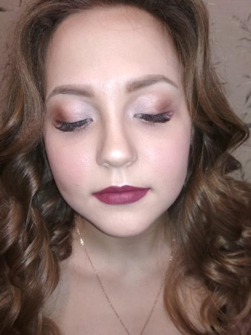 Девушки!  Могу предложить вам макияж + прическу/локоны по цене - 1000 руб.? 01