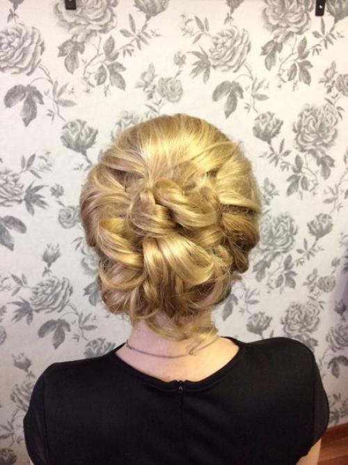 Дорогие девушки!  Скоро 8 марта? 01