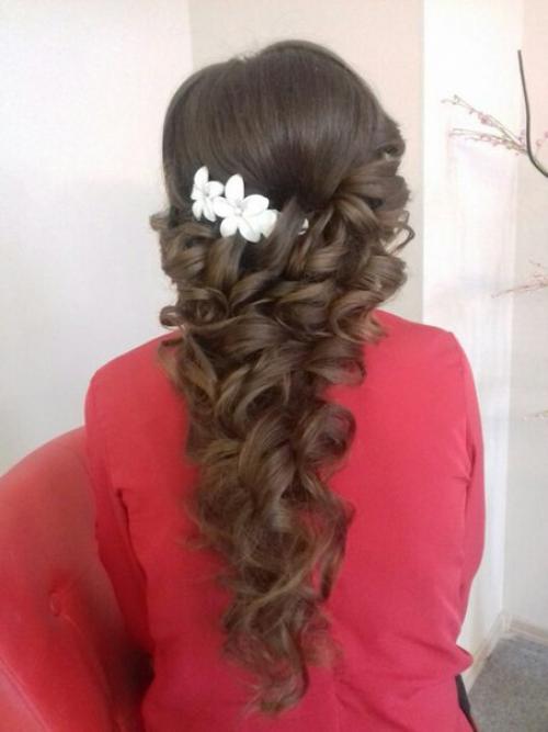 Требуются модели для создания любых видов причесок, локонов, макияжа? 03