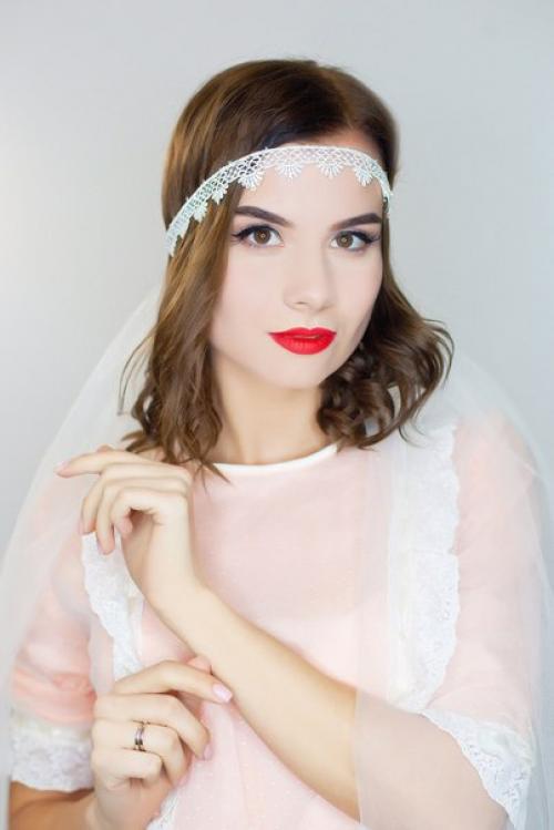 Дорогие девушки!  Ведется запись на свадебный и вечерний макияж 2018? 02