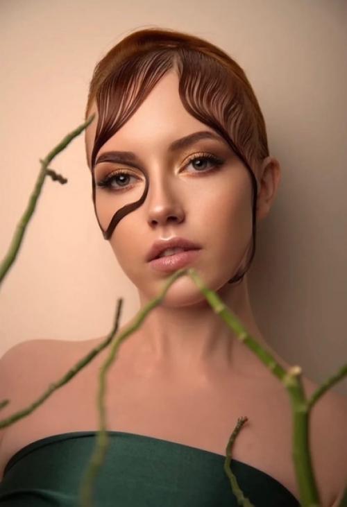 Кого распечатать на стену у себя в салоне? 02