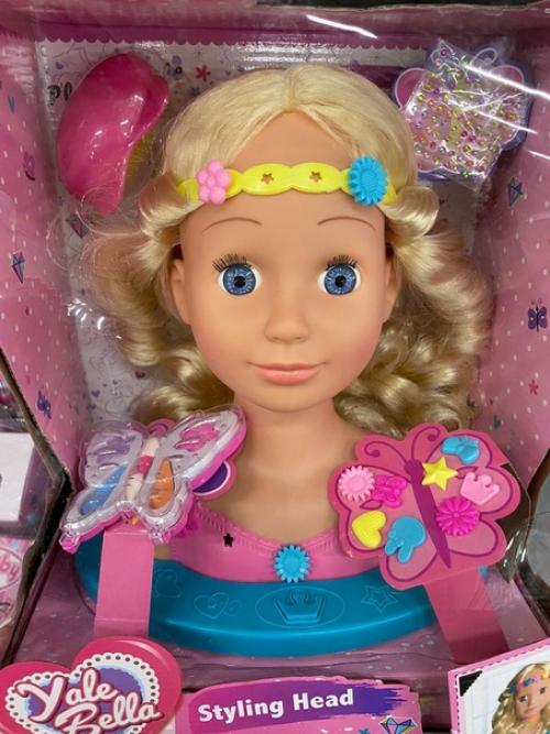 * в комплекте: кукла - манекен, ободок - резинка, тени для век, расчёстка, набор стразов, фигурки для декора. 01