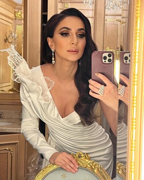 Думая над образом для премии и отталкиваясь от постановки номера, я подумала, что это должен быть стиль а-ля голливуд! 07