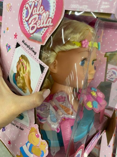 * в комплекте: кукла - манекен, ободок - резинка, тени для век, расчёстка, набор стразов, фигурки для декора. 03