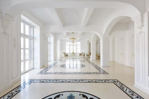 Очень, очень срочно: на 9 апреля с 15 до 16 освободился этот прекрасный, светлый, стильный зал. 04