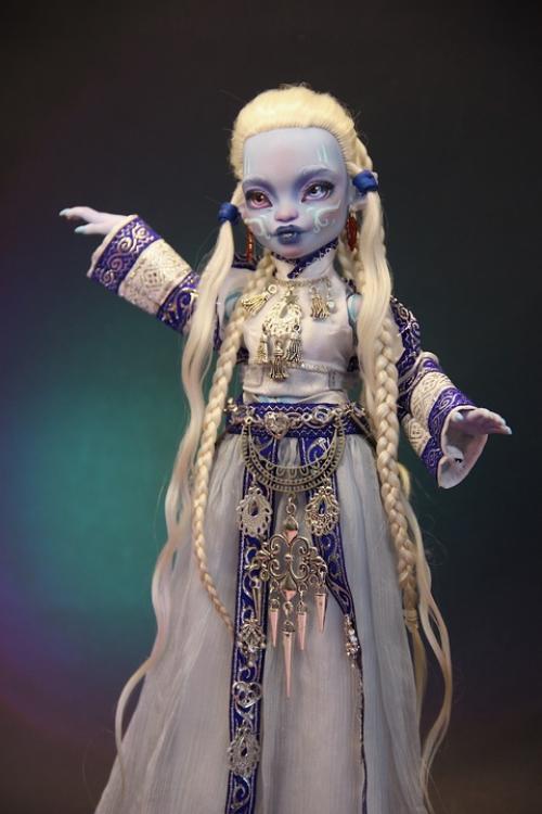 Я совсем пропала с радаров, и не потому что мне нечего показывать, а просто забегалась и некогда написать пост. 03